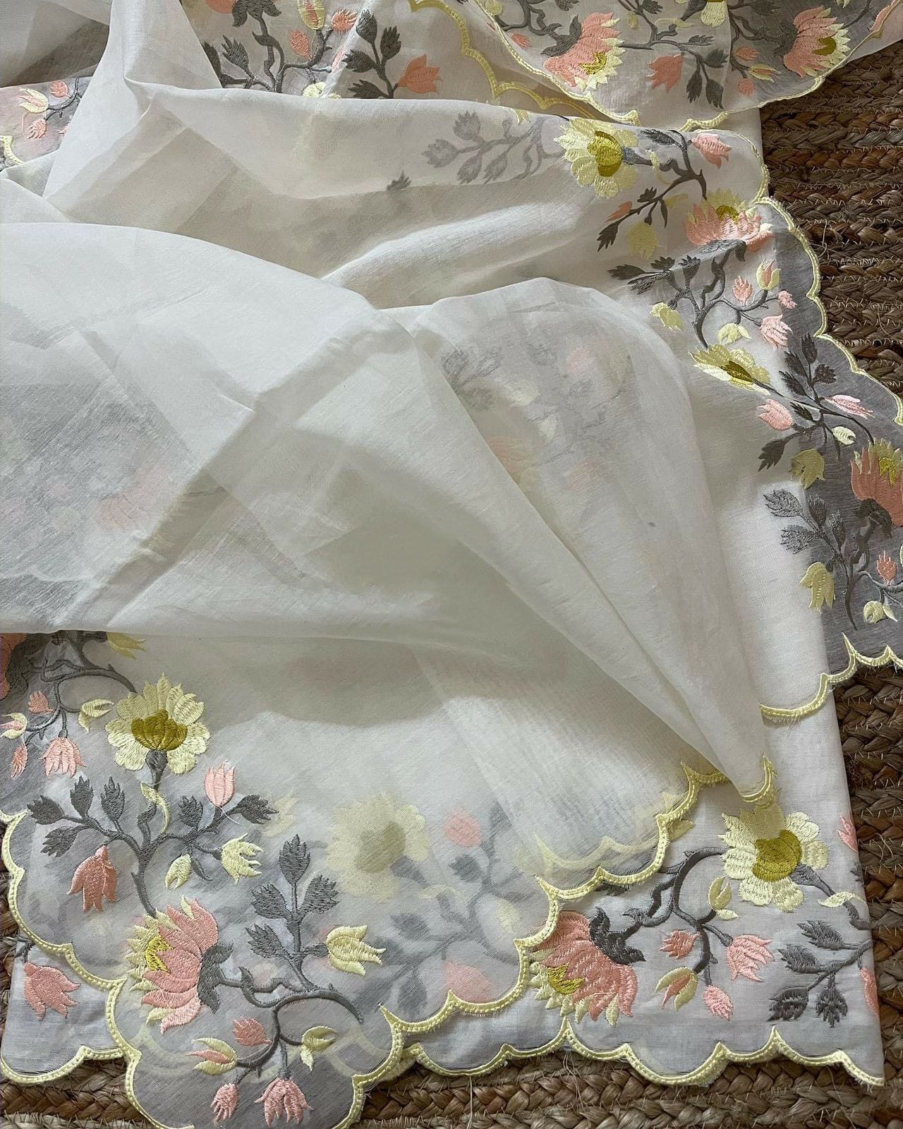 PURE MUL CHANDERI PARSI GARA UNSTITCHED SUIT CH5420 Ivory