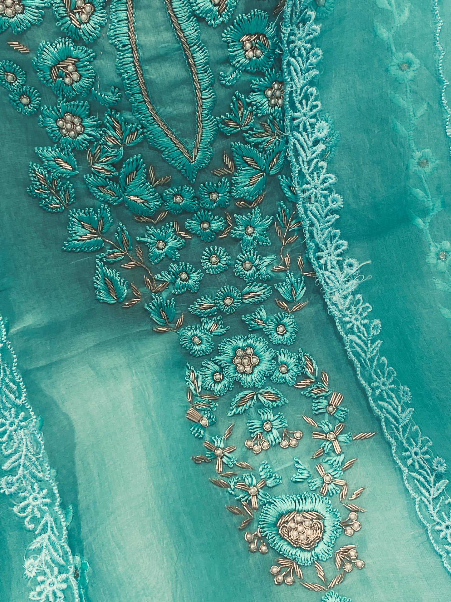 Sheer Luxury Ready to Wear Pakistani Suit SLP003C