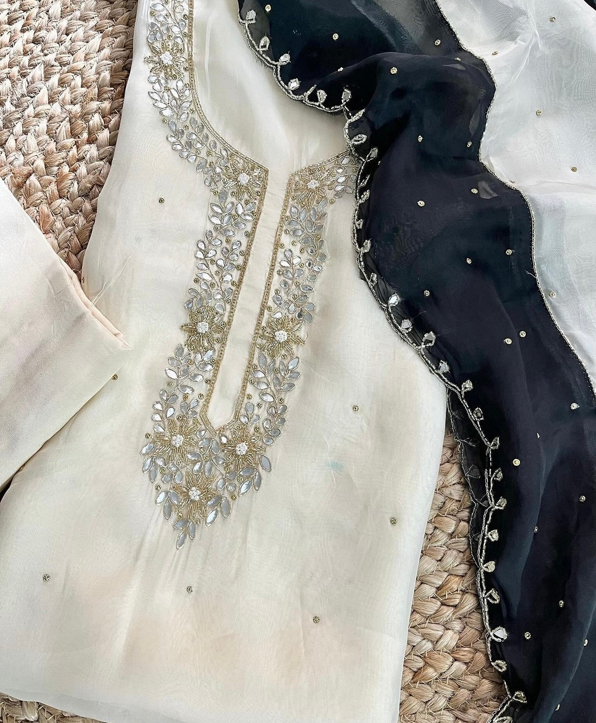 ATHARVA Hand Embroidery Salwar Kameez/ Soft Organza Ladies Suit/Stones/Custom Stitch Unstitch/Gift/TO1678
