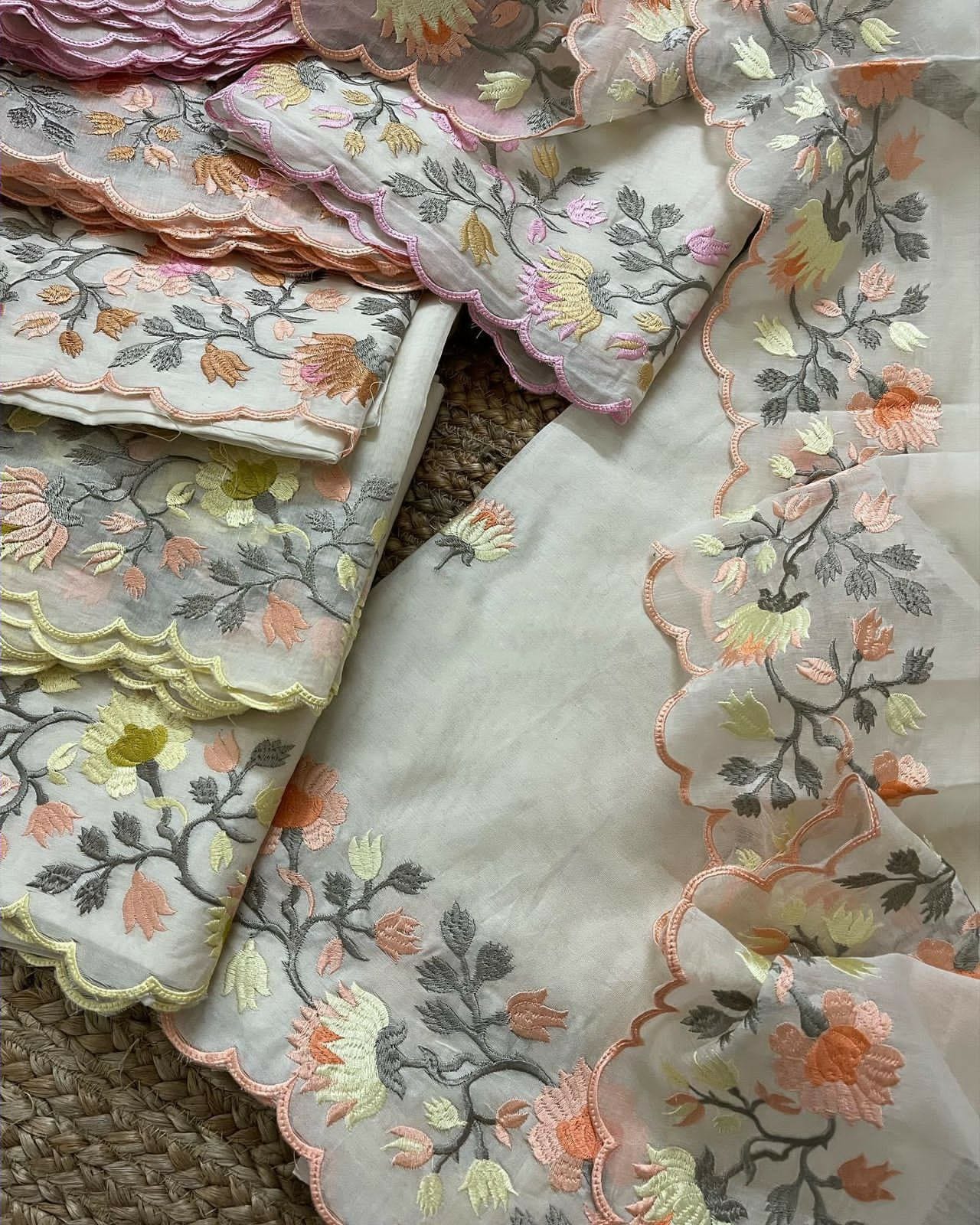 PURE MUL CHANDERI PARSI GARA UNSTITCHED SUIT CH5420 Ivory