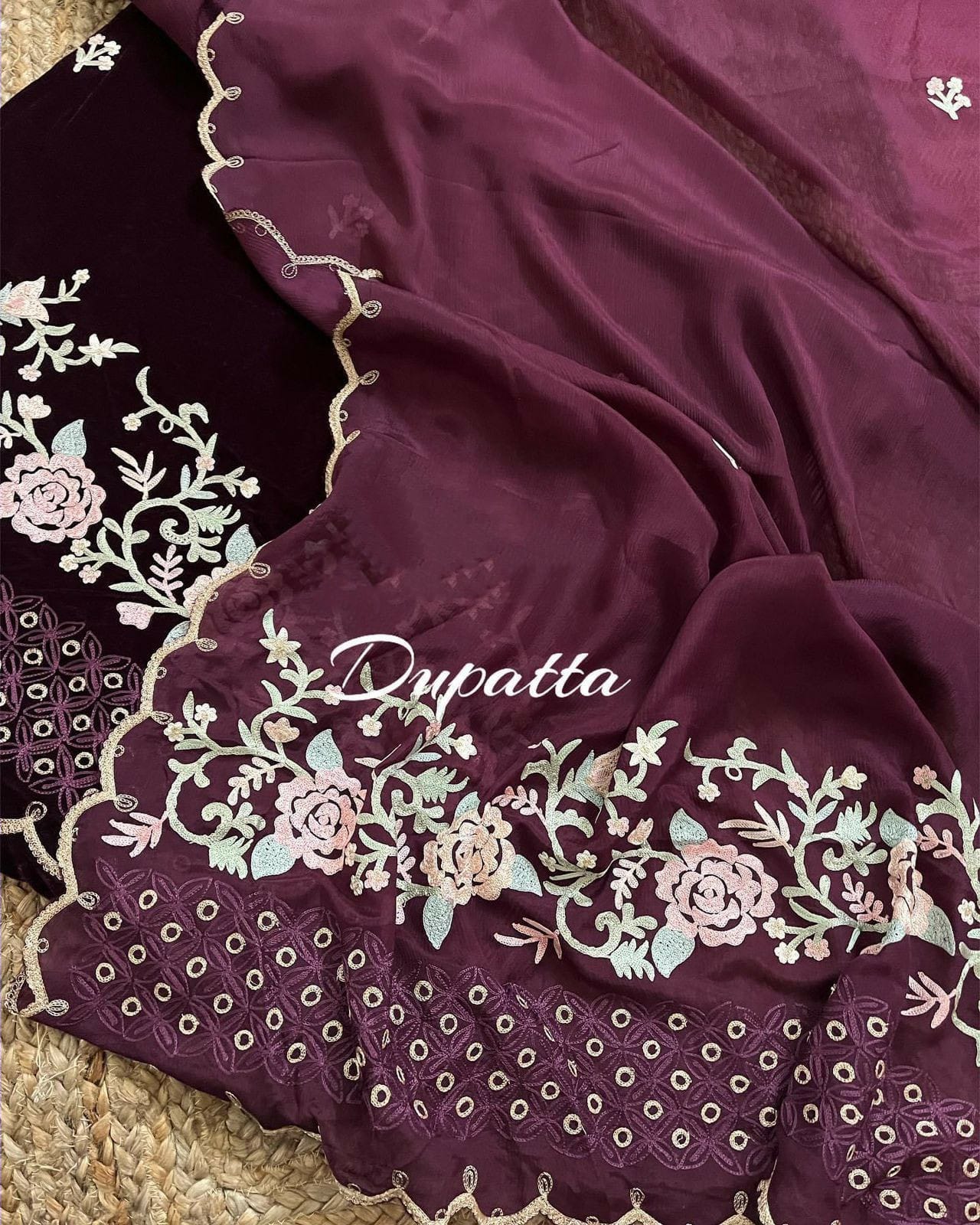 Atharva Heritage/Kashmiri Embroidered The Winter Velvet 2024 Edits VLO015