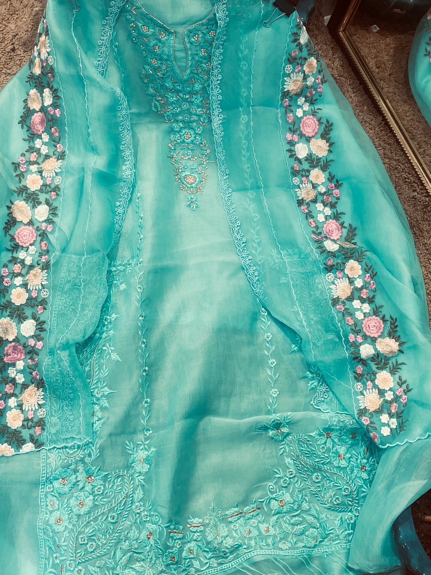 Sheer Luxury Ready to Wear Pakistani Suit SLP003C