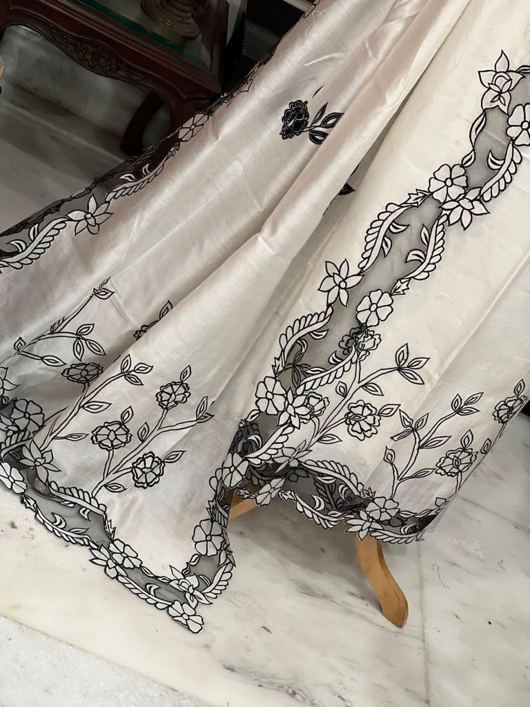 ATHARVA Hand Applique /Cutwork Embroidery Salwar Kameez/pure Chanderi Silk Shirt & Dupatta/Santoon Bottom/Custom Stitch Unstitch/Plazo/Pant/ CUT8067 White and Black