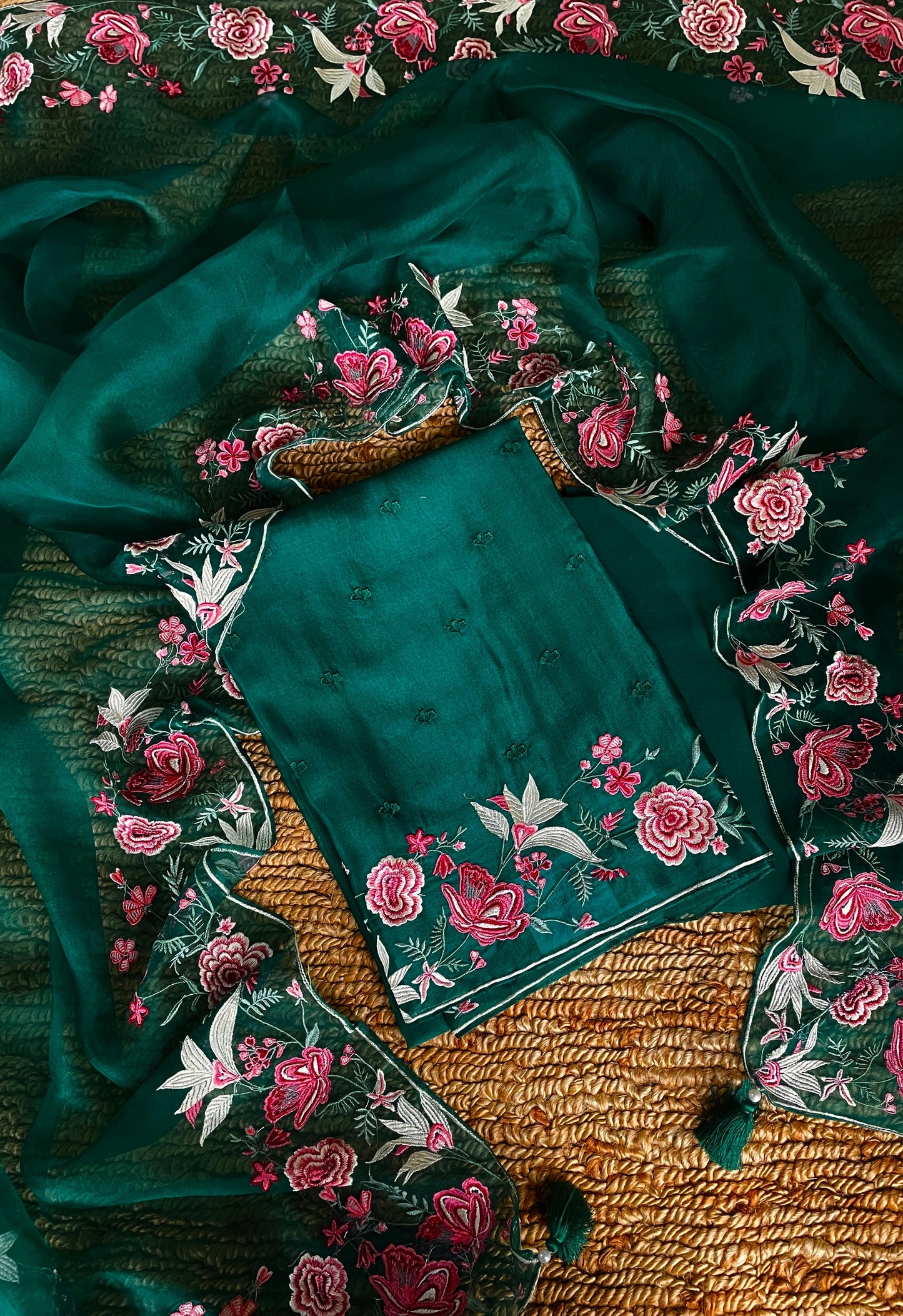 SHEER LUXURY PARSI GARA SUIT SHEER008