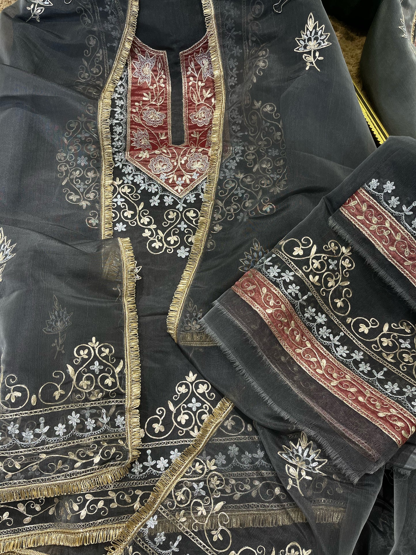 MAHARANI LUXURY TISSUE SILK SUIT MTC001B