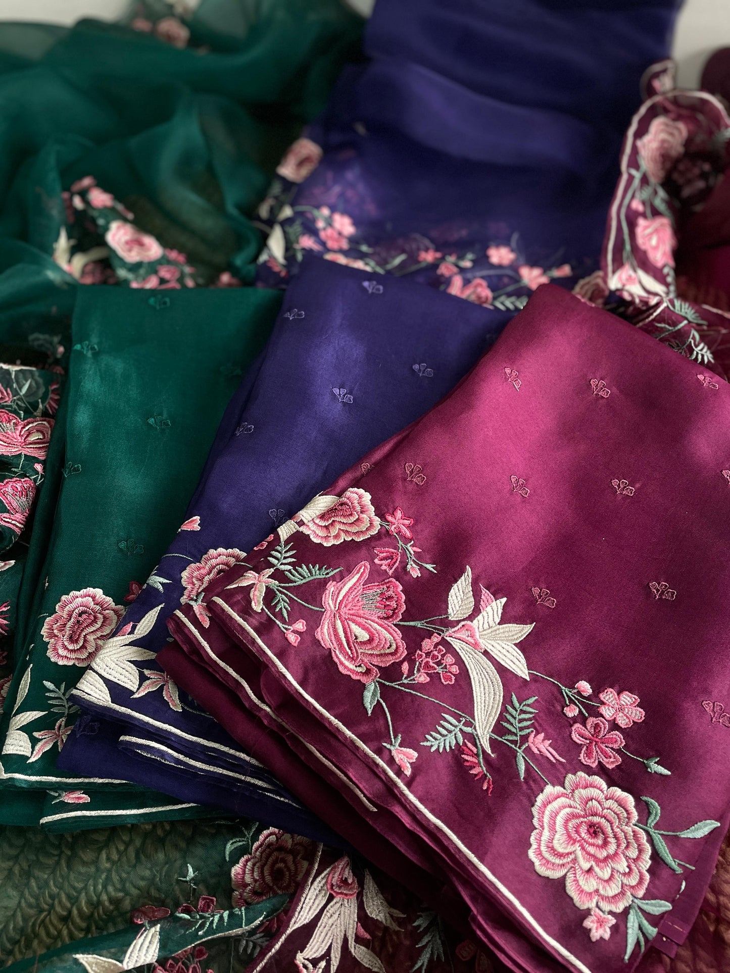 SHEER LUXURY PARSI GARA SUIT SHEER008
