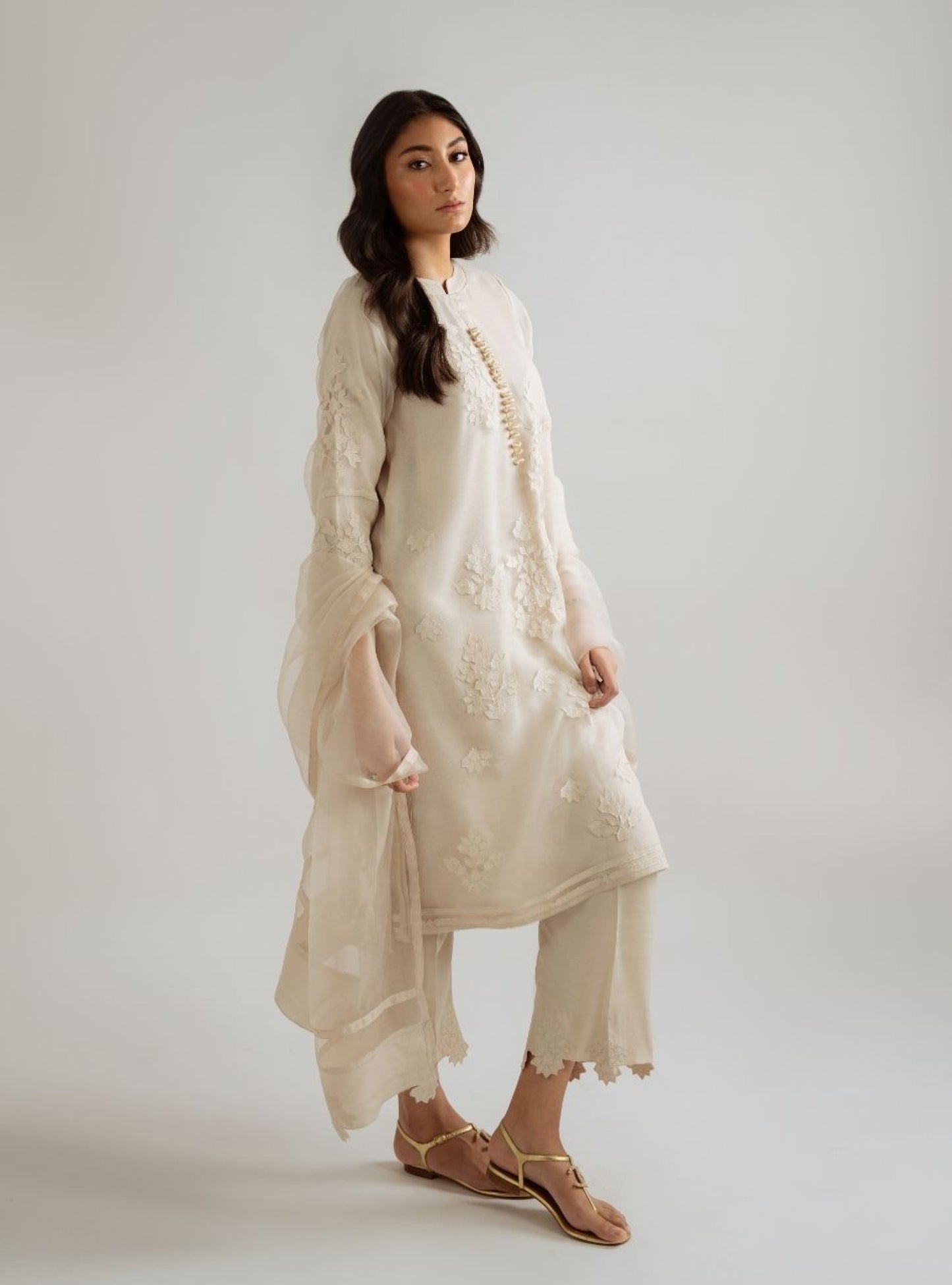 Atharva Heritage Sheer Luxury Ivory Silk Organza Hand Appliqué Ensemble SLP05095