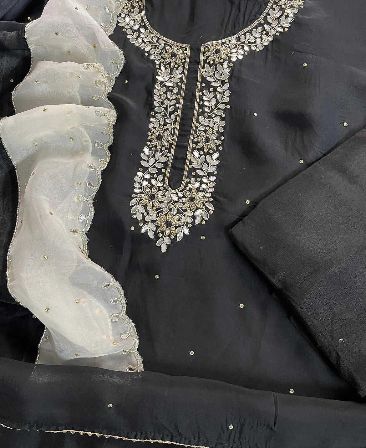 ATHARVA Hand Embroidery Salwar Kameez/ Soft Organza Ladies Suit/Stones/Custom Stitch Unstitch/Gift/TO1678