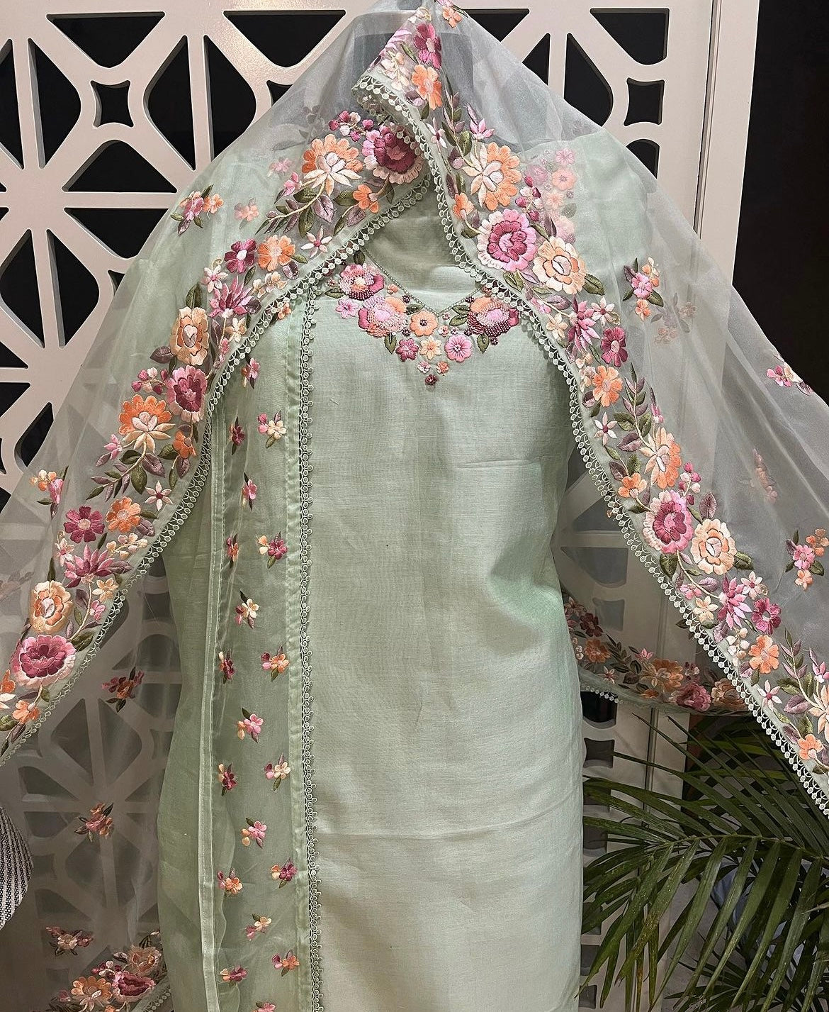PURE CHANDERI SILK AND ORGANZA EDITS CHO001PI Pista
