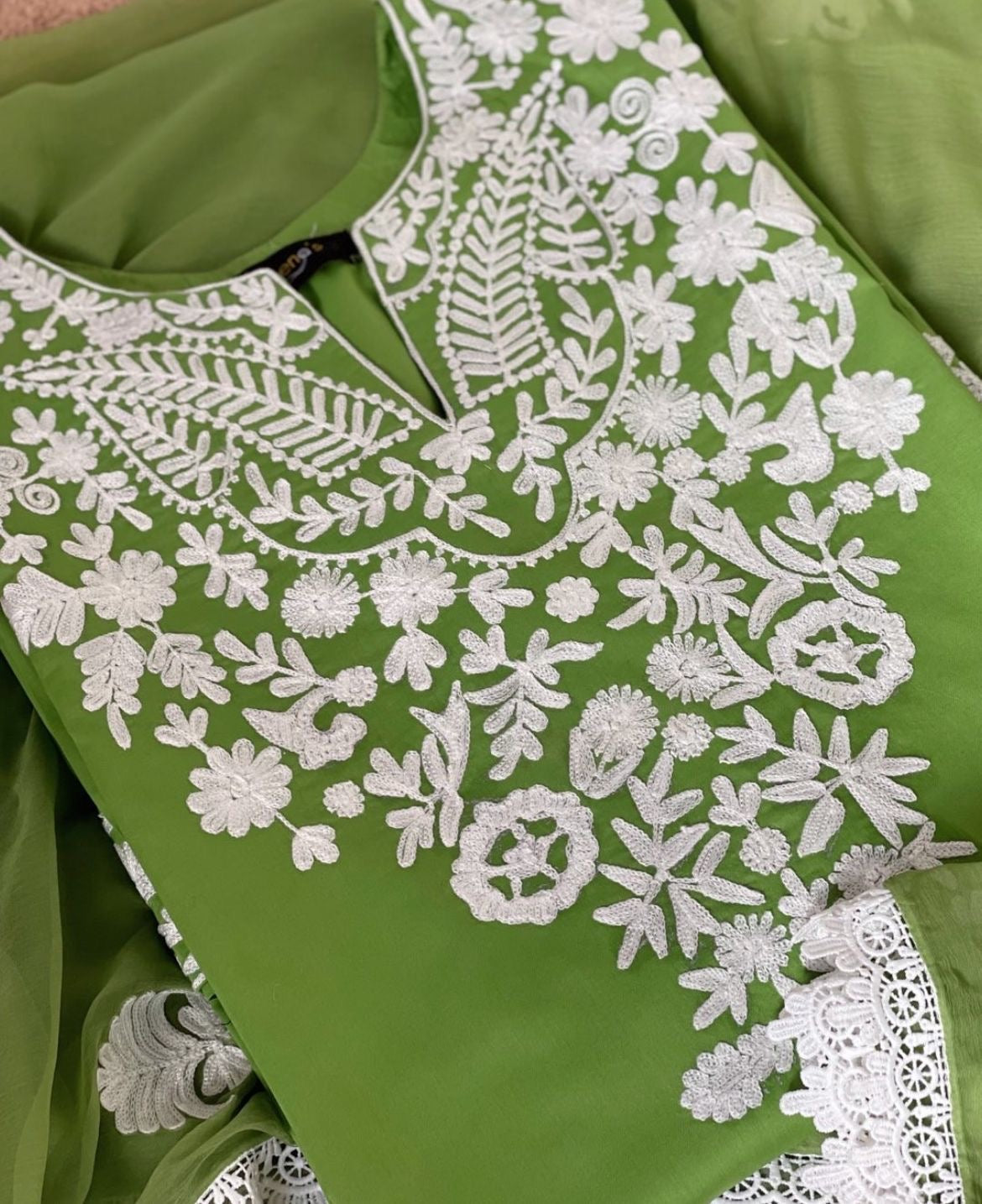 Pure Handwoven Chanderi silk Pakistani suit PRP005