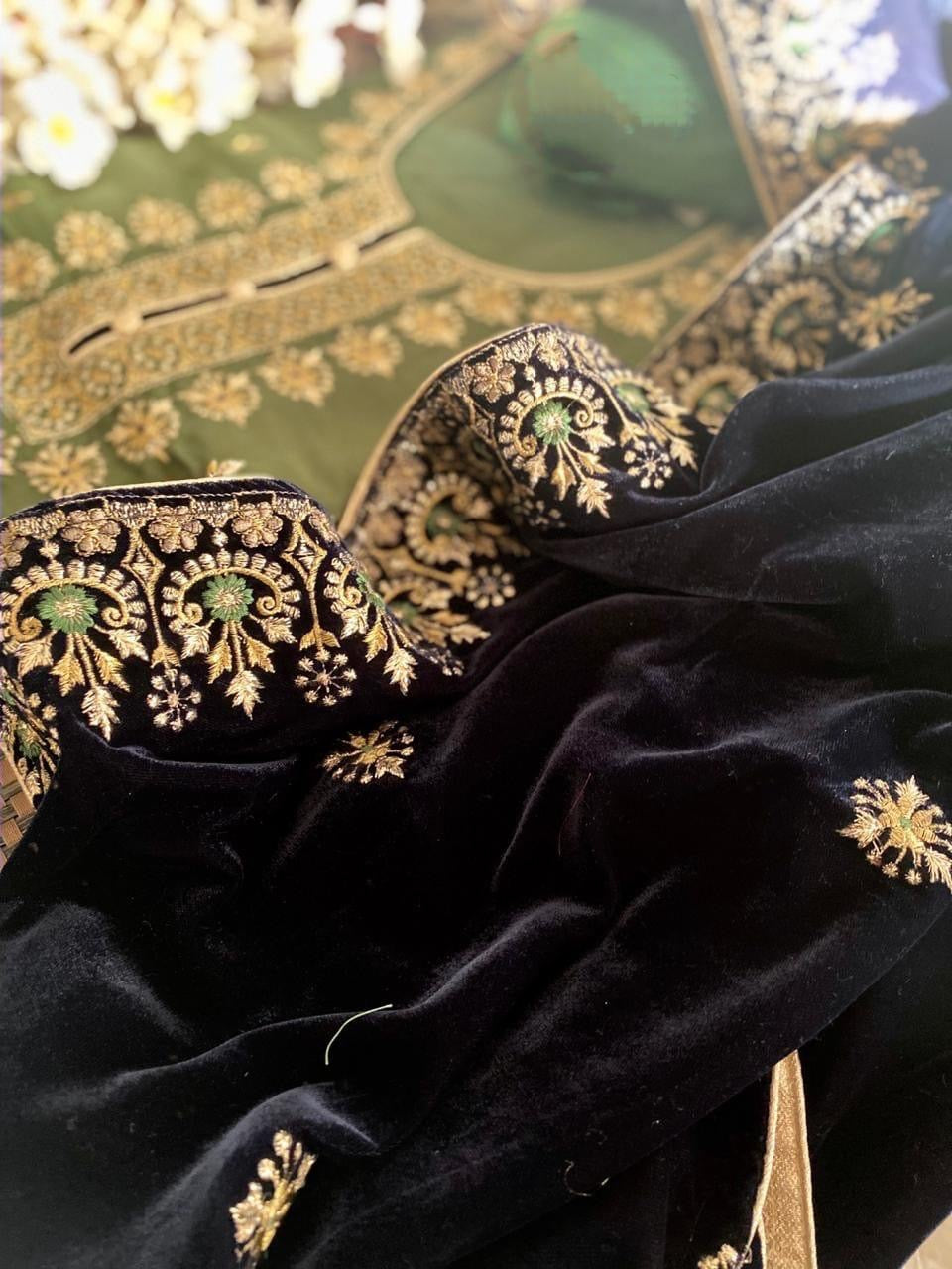 Atharva Heritage/Kashmiri Embroidered The Winter silk kurta with Velvet dupatta 2024 Edits EM1035(A)