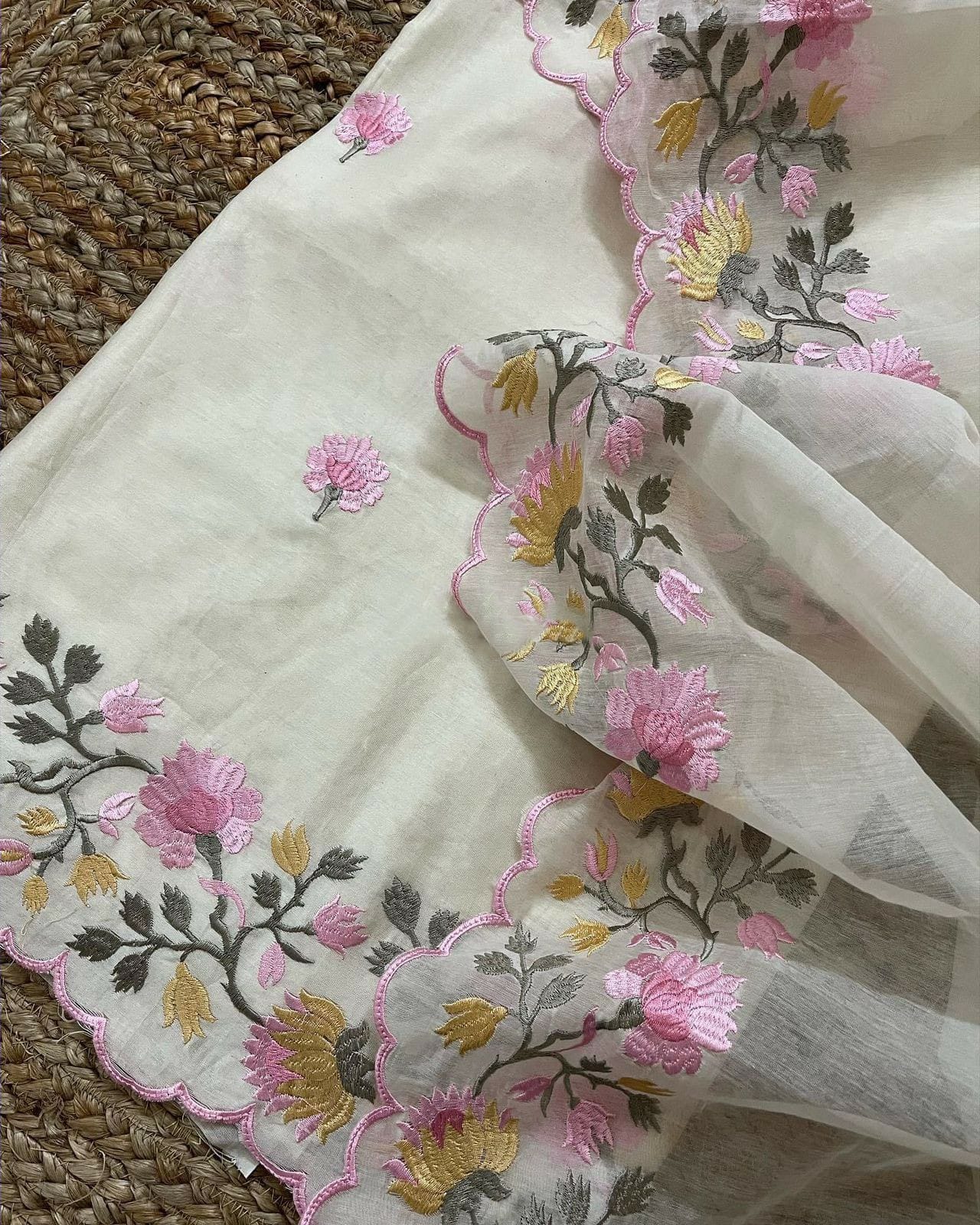 PURE MUL CHANDERI PARSI GARA UNSTITCHED SUIT CH5420 Ivory