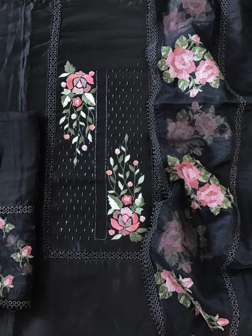 PURE CHANDERI SILK AND ORGANZA EDITS CHO0010