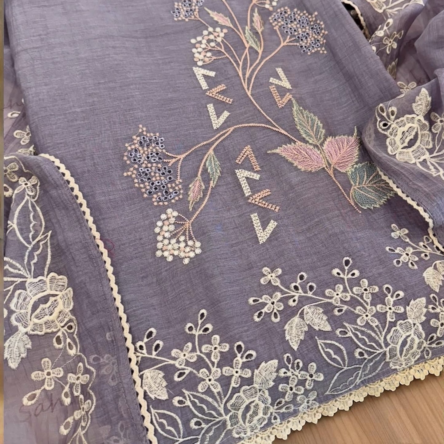 Atharva Heritage Thread Embroidered Pure Mul Chanderi Suit edits MC70012 Lavender