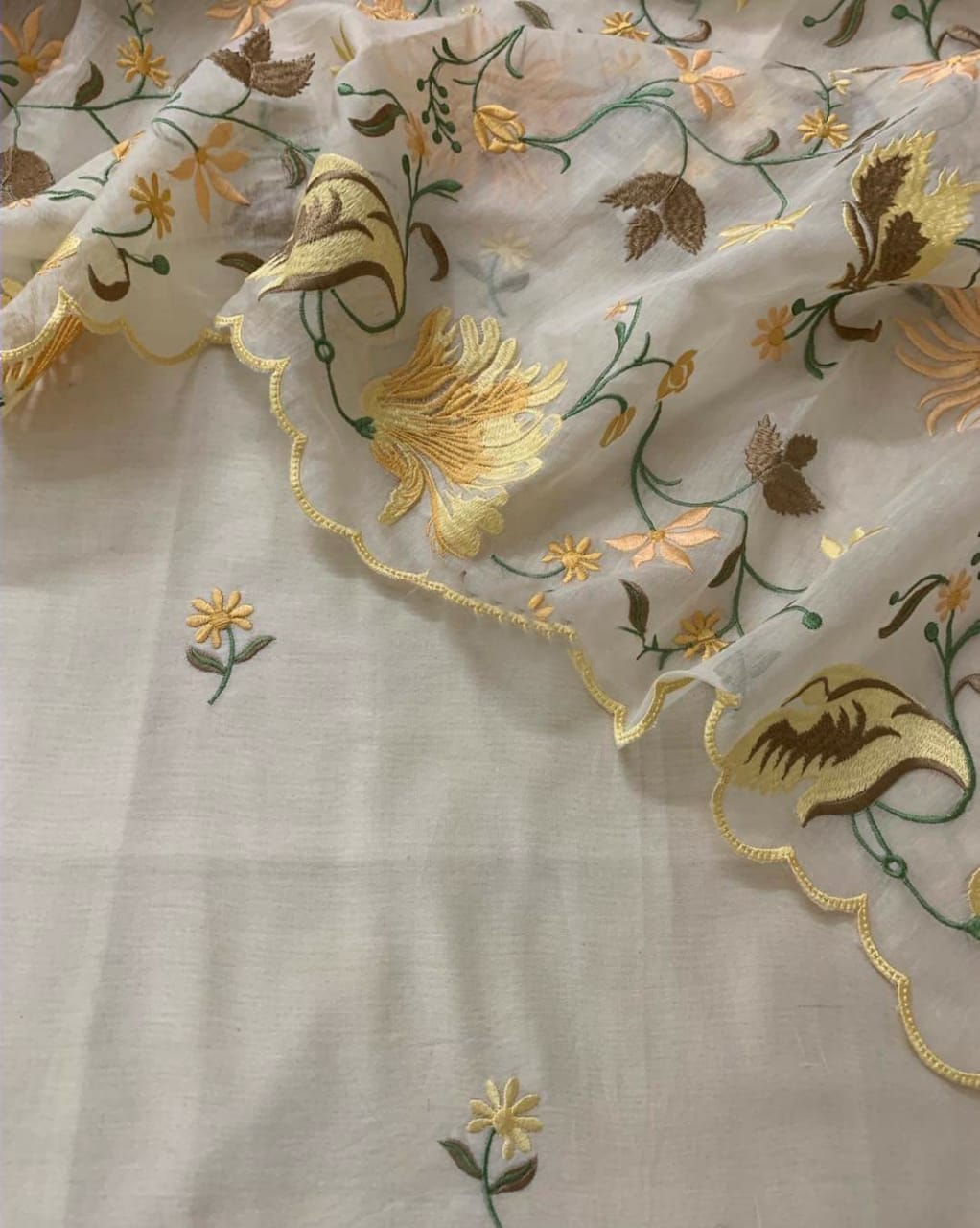 PURE CHANDER SILK PARSI GARA SUIT CH5415 BEIGE