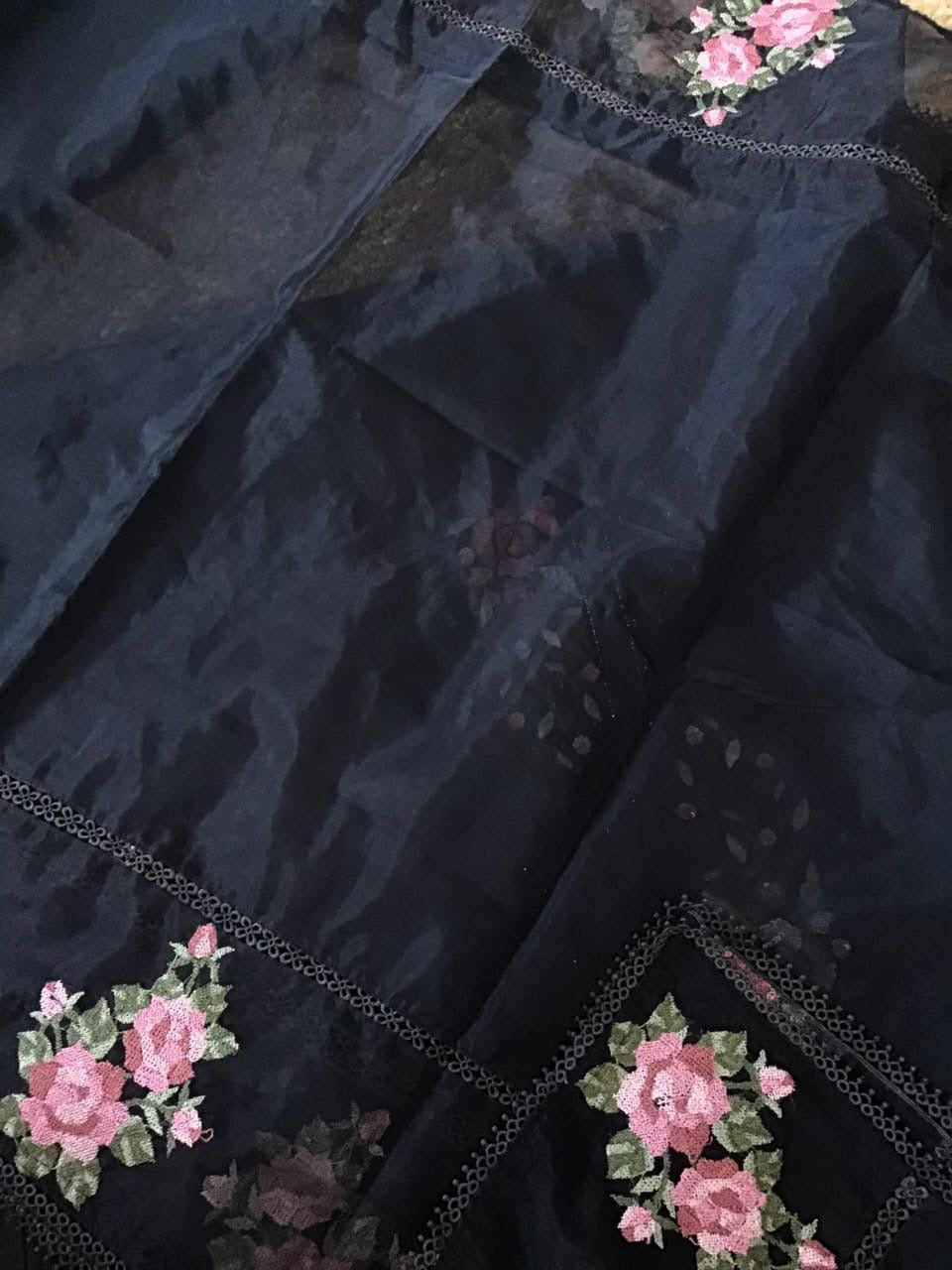 PURE CHANDERI SILK AND ORGANZA EDITS CHO0010