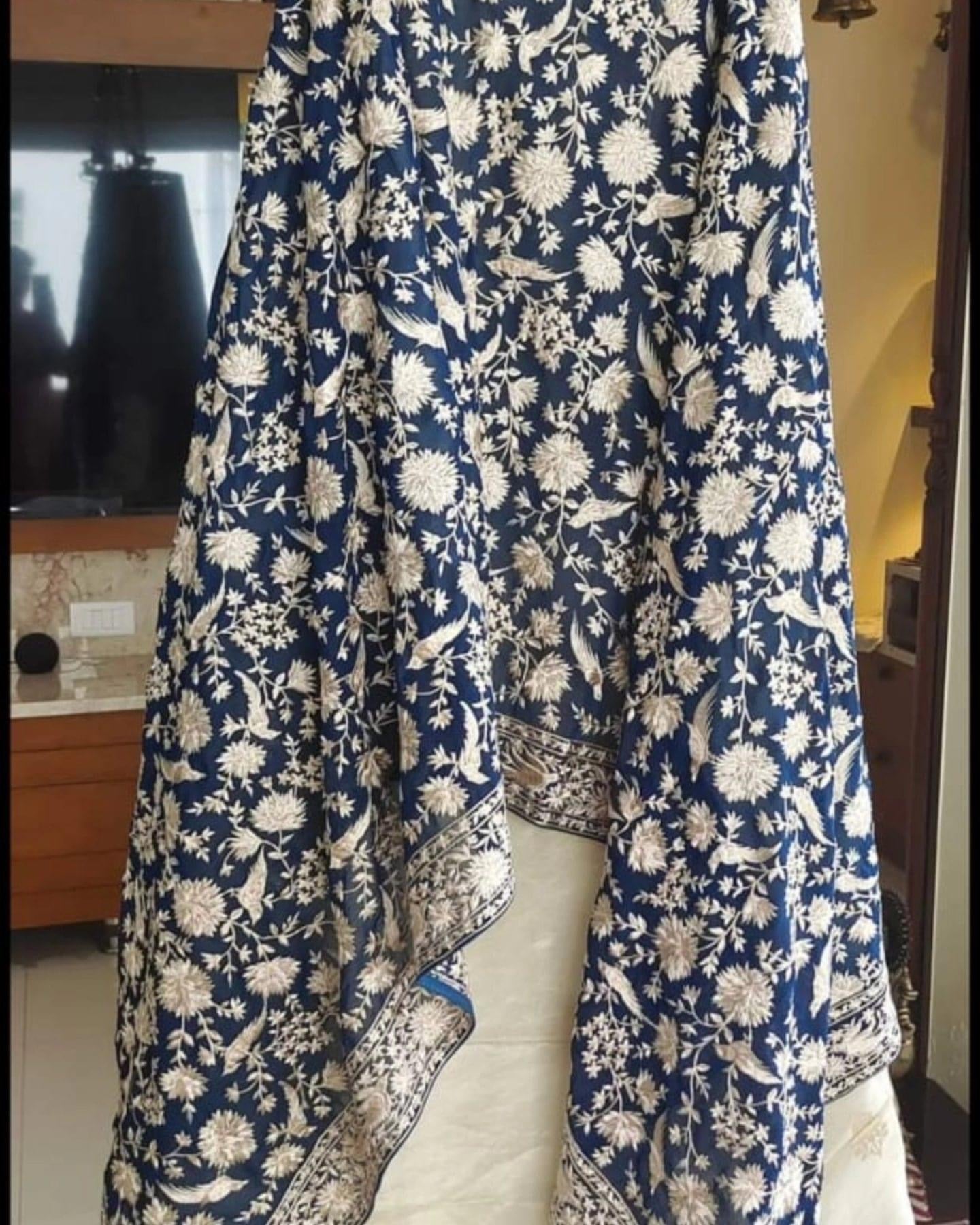 Atharva Heritage stunning Silk Kurta with Georgette Parsi Dupatta SG001B Blue