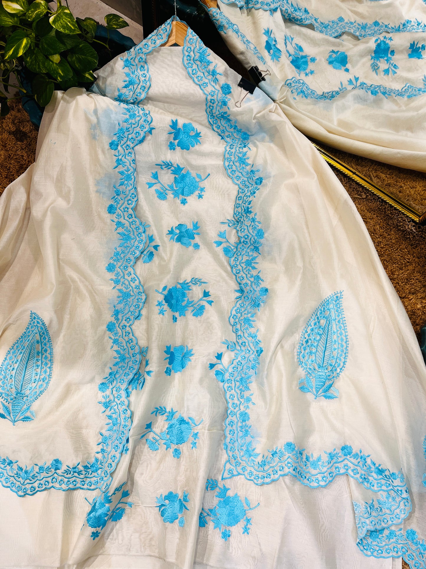 Atharva PURE Mul CHANDER Parsi Gara UNSTITCHED SUIT CH17511