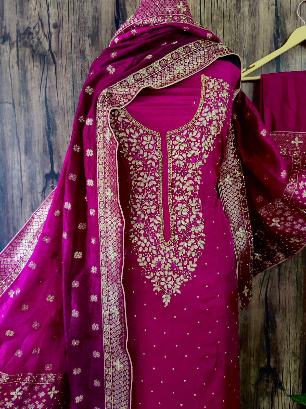 Atharva Heritage stunning Silk Kurta with Banarasi Dupatta SG006(B)