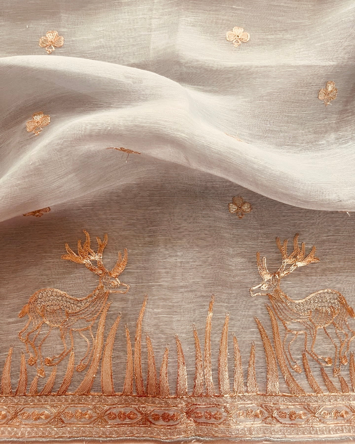 MAHARANI LUXURY CHANDERI SILK 70 GRAMS KURTA /PURE SILK ORGANZA DUPATTA PITA EMBROIDERY SUIT MCCH0017 Ivory