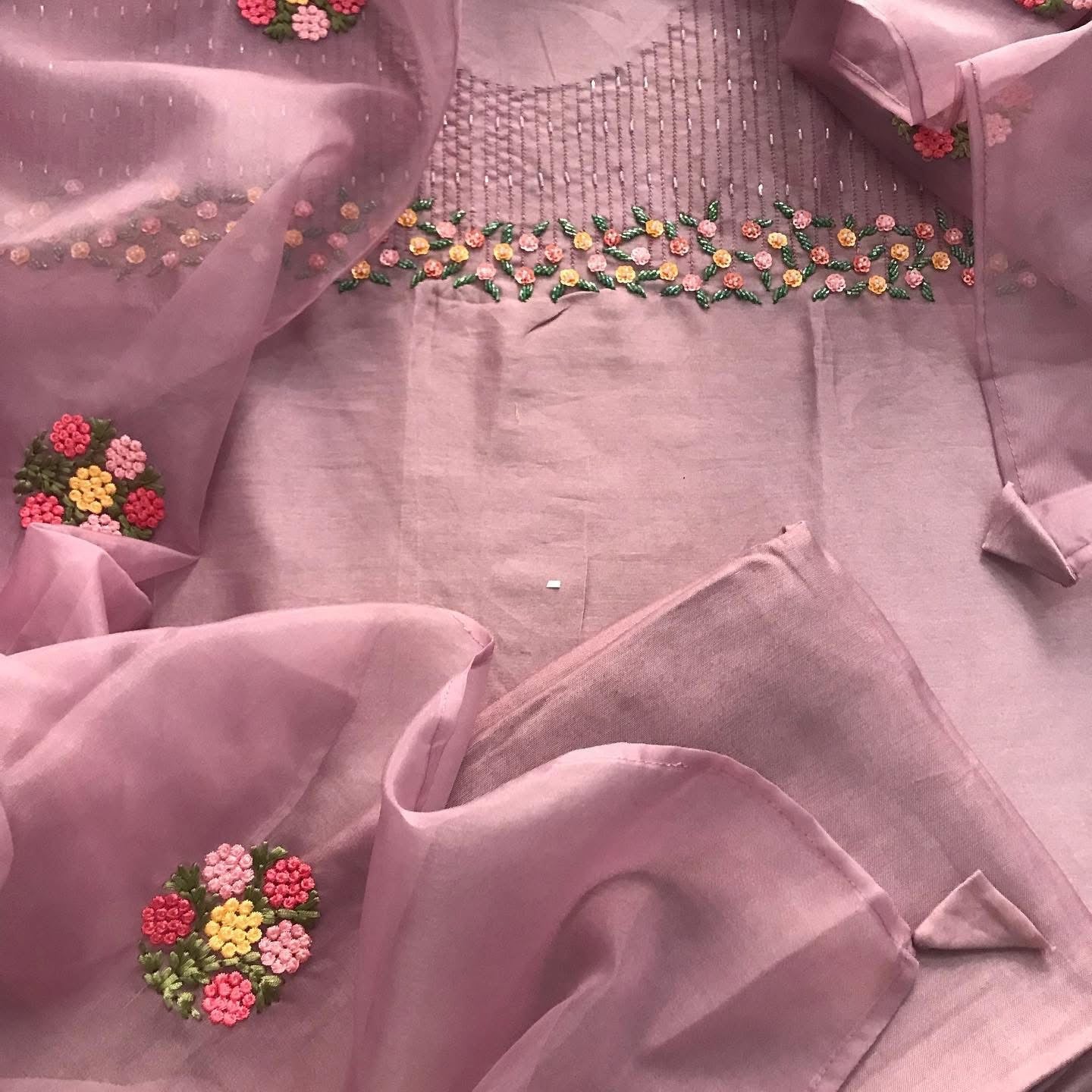 Atharva Heritage Dusty pink elegance in pure Chanderi silk, silk organza & crepe β hand-embroidered to perfection CHK006