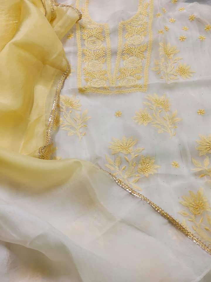 ATHARVA HERITAGE “Ombre Nazakat – Silk Organza Chikankari Elegance” Sheer00096