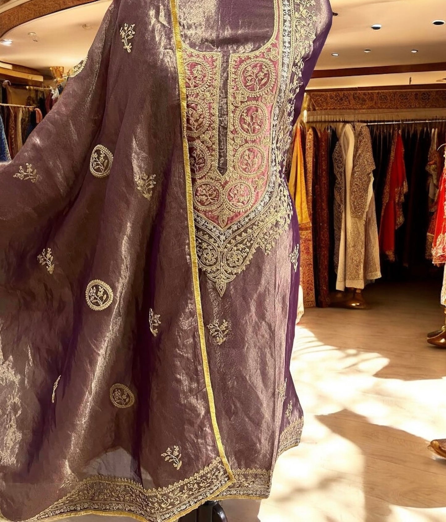 MAHARANI LUXURY TISSUE SILK SUIT MTC0061