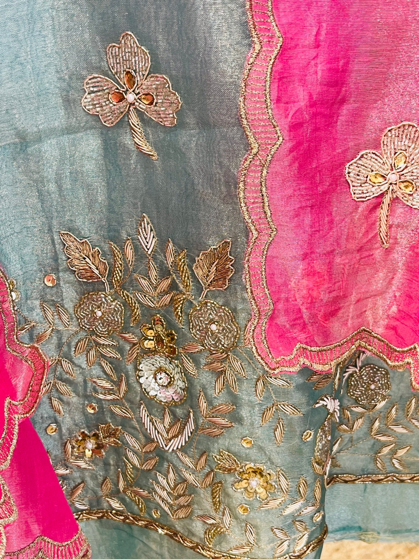 Atharva Heritage MAHARANI LUXURY Hand woven Tissue SILK SUIT MC0020