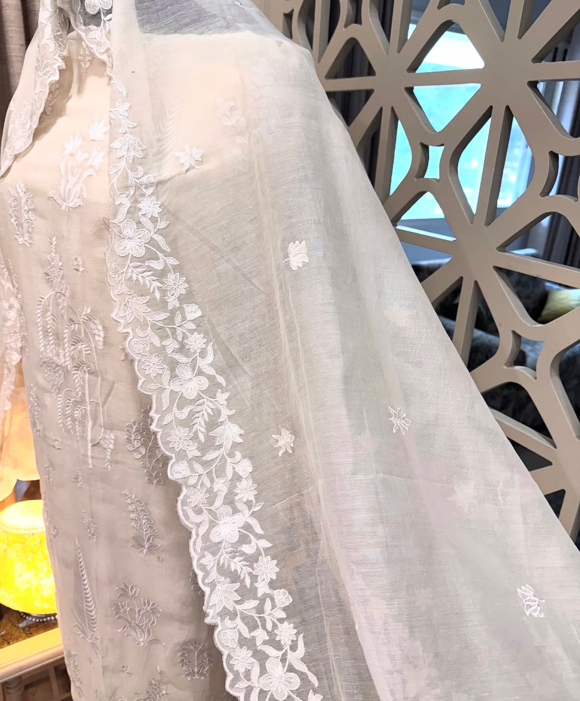 PURE MUL CHANDERI SILK Thread Embroidered SUIT MCH001025