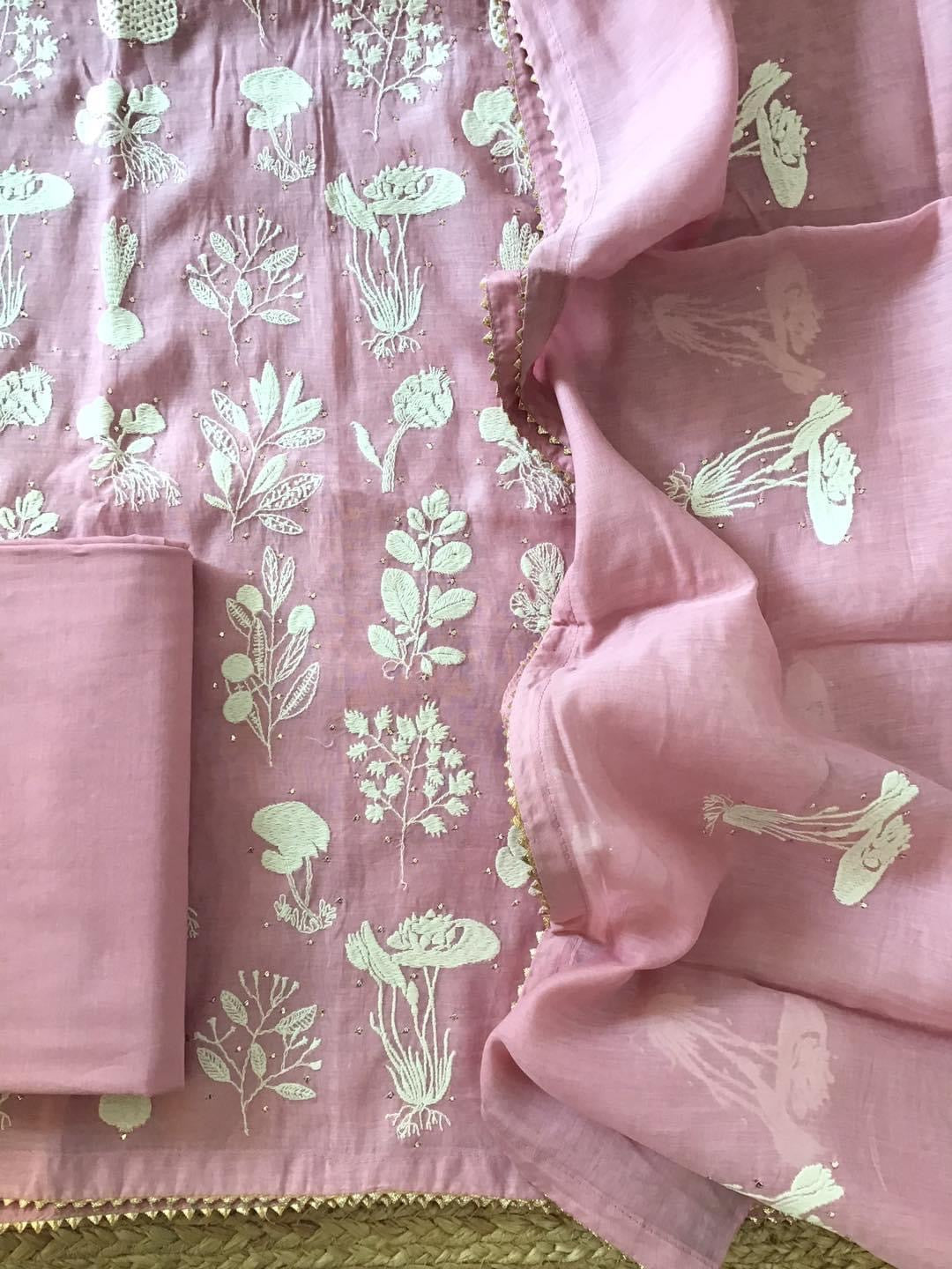 Atharva PURE Mul CHANDER Parsi Gara SUIT CH17558