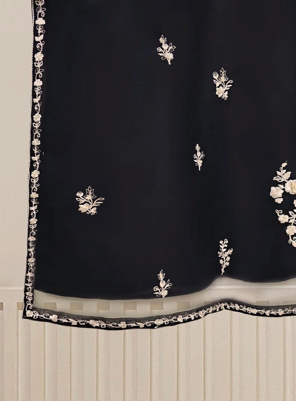 Sheer Luxury Ready to Wear Pakistani Suit SLP00157