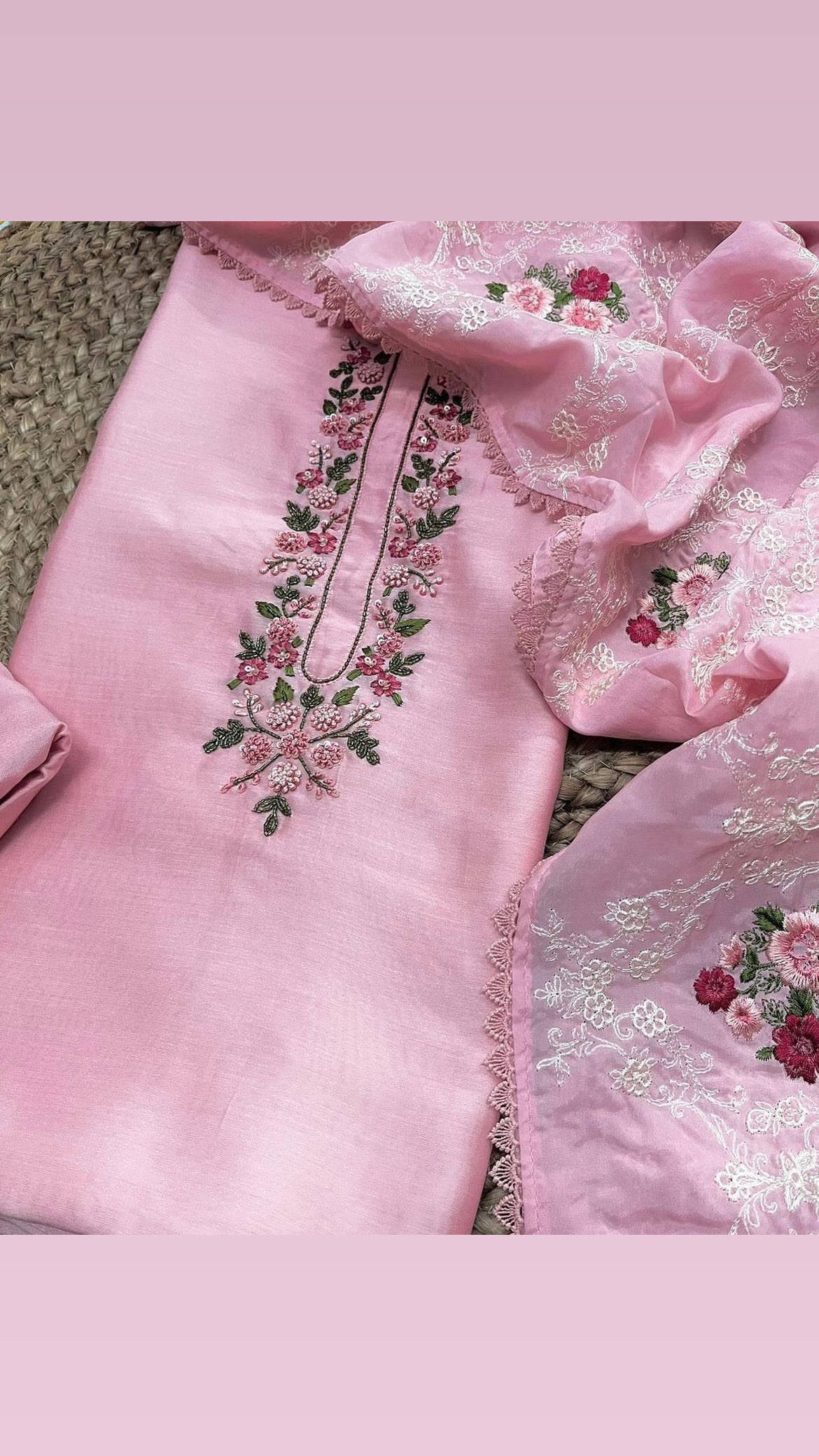 PURE CHANDERI SILK AND ORGANZA EDITS CHO009