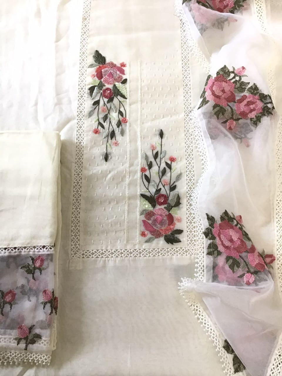 PURE CHANDERI SILK AND ORGANZA EDITS CHO0010