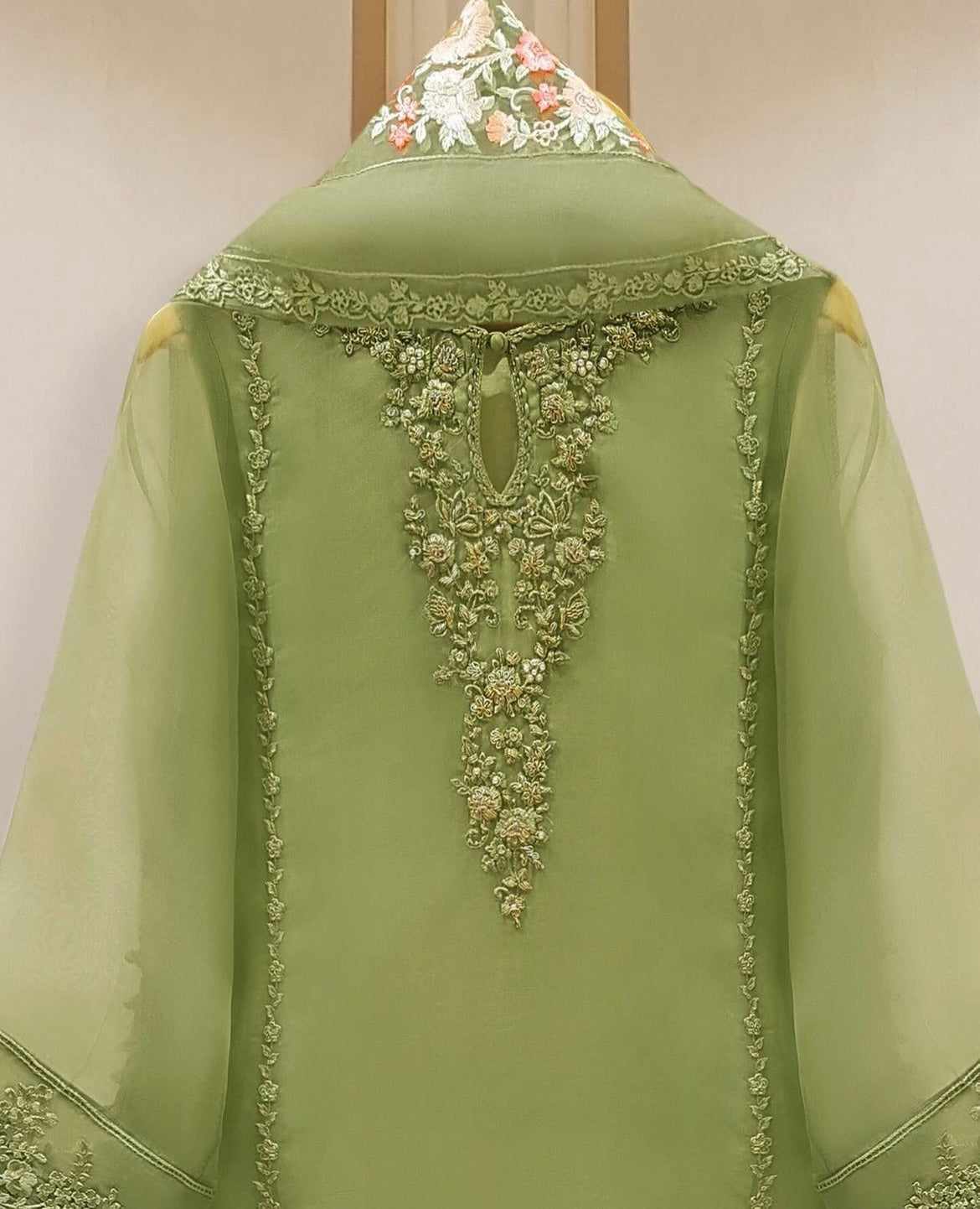 Atharva Heritage Sheer Luxury Ready to Wear Pakistani Suit SLP003