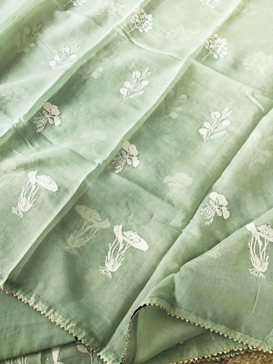 Atharva PURE Mul CHANDER Parsi Gara SUIT CH17558