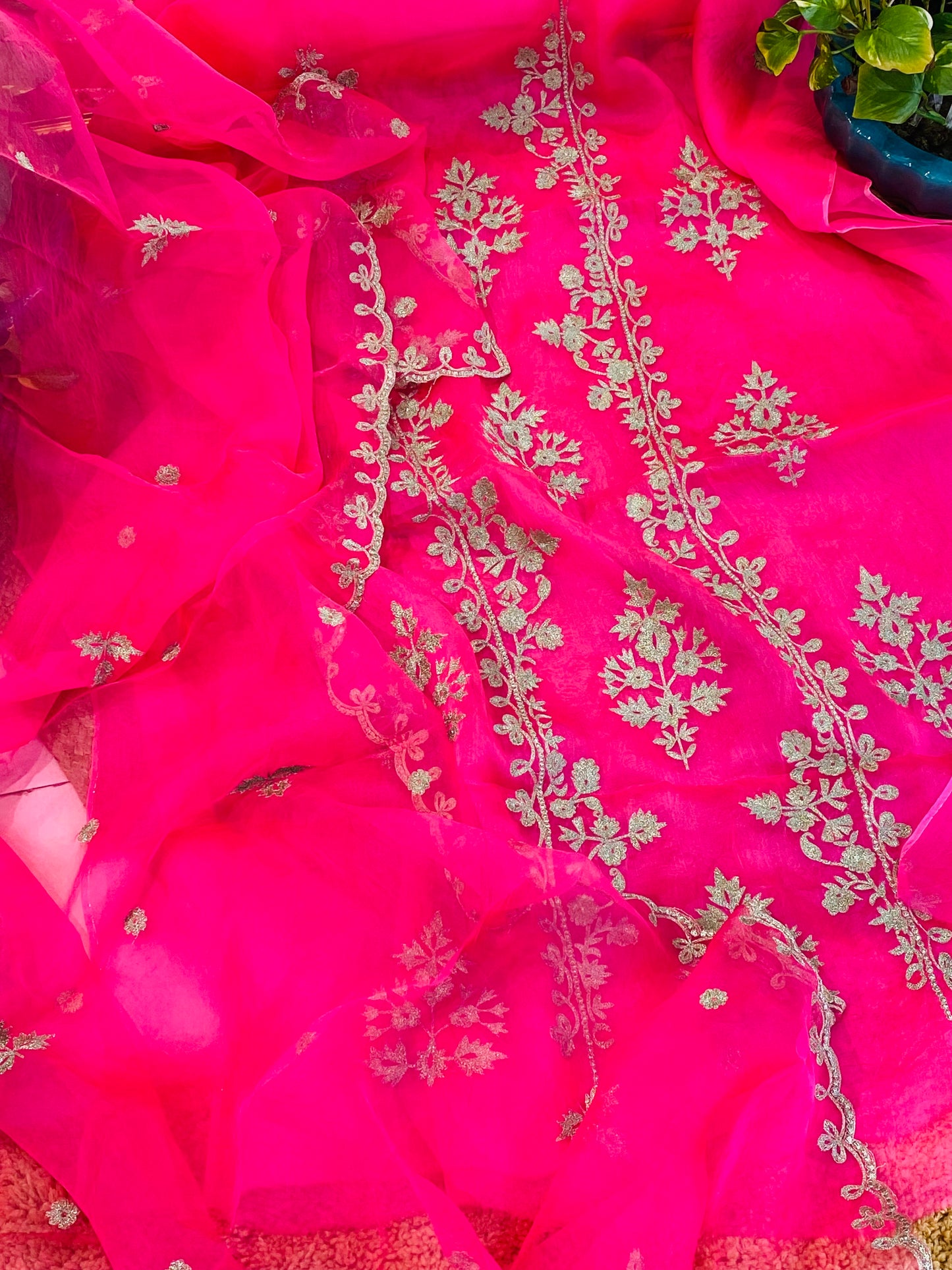 SHEER LUXURY AARI SUIT SHEER0035(A)