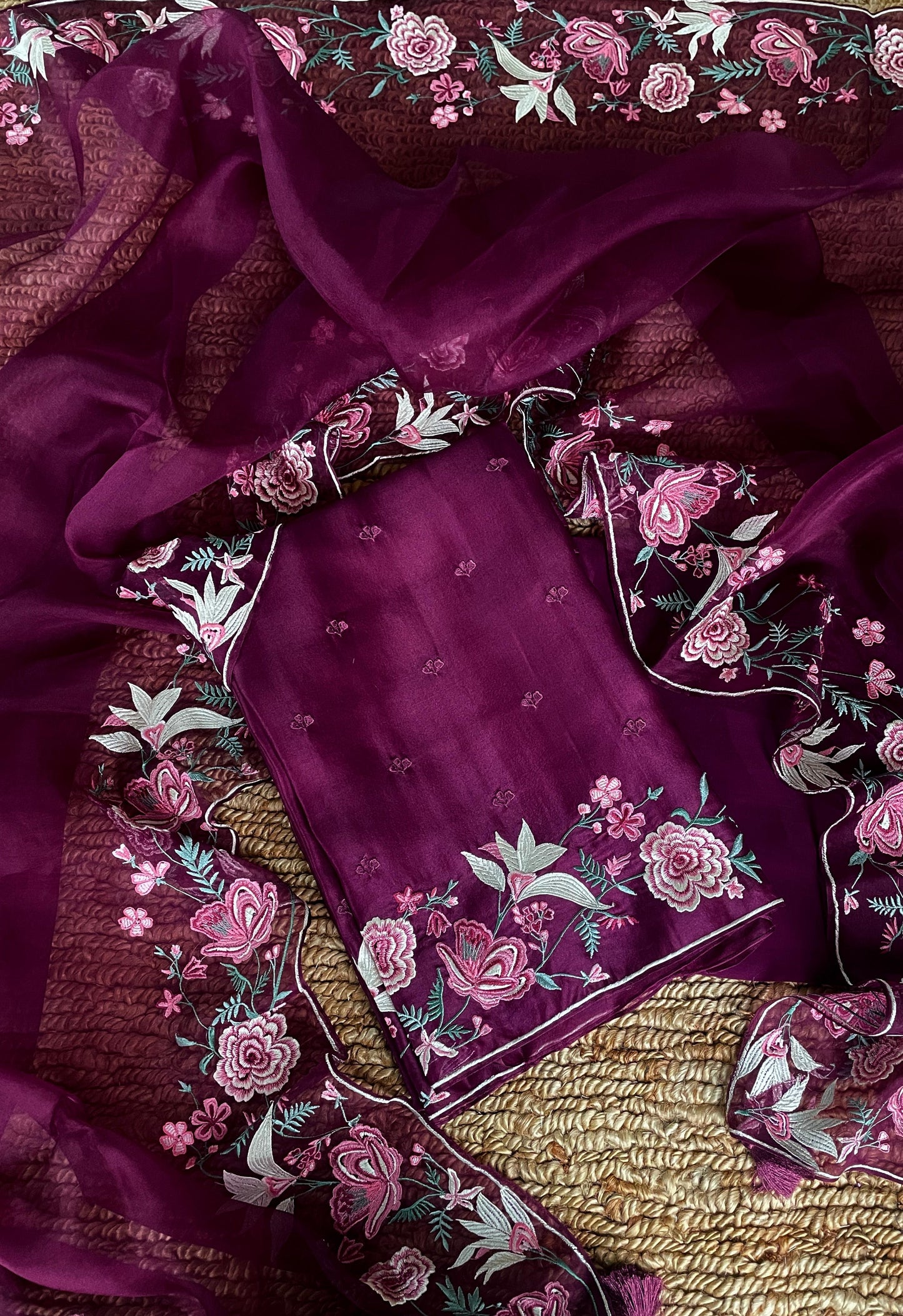 SHEER LUXURY PARSI GARA SUIT SHEER008