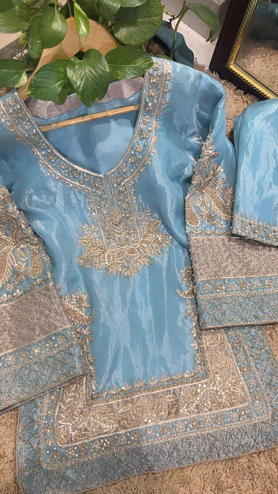 Atharva Heritage ✨Trousseau Collection – Handwoven Tissue Silk Zardozi Ensemble Front Embroidery ✨ PTSTHZ567