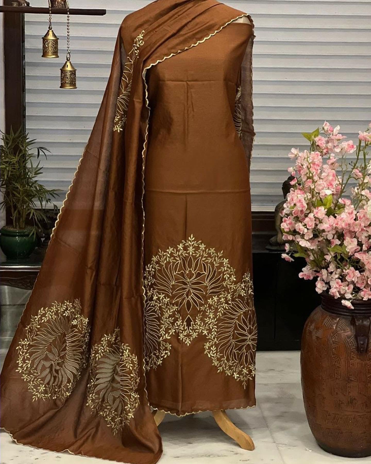 ATHARVA HERITAGE Hand CUTWORK Embroidery Salwar Kameez/Chanderi Cut-Work Shirt & Dupatta/Santoon Bottom/Custom Stitch Unstitch/Plazo/Pant/CUT80344