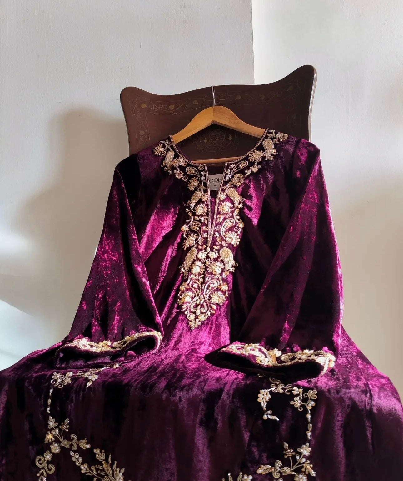 Atharva Heritage/~मखमल ~ The Winter 100% Pure Silk Velvet 2025 Edits Upto 9XL VLO017