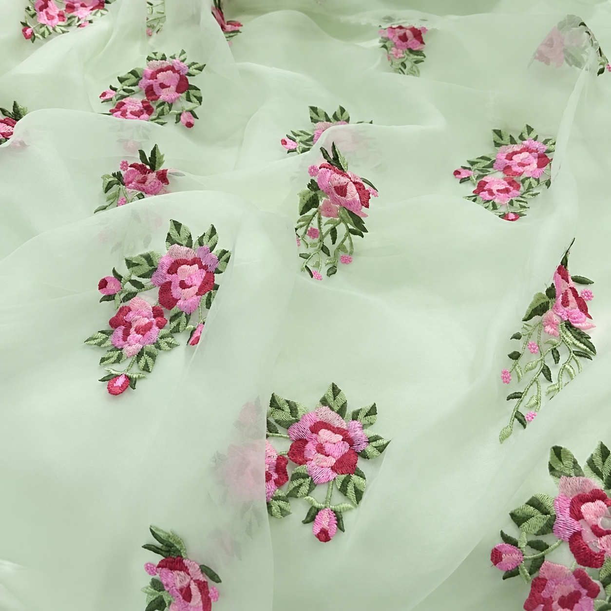 Atharva Heritage White Hand-Embroidered Pure Chanderi Silk Pakistani Suit with Organza Dupatta & Cross-Stitch Detailing CHO0010