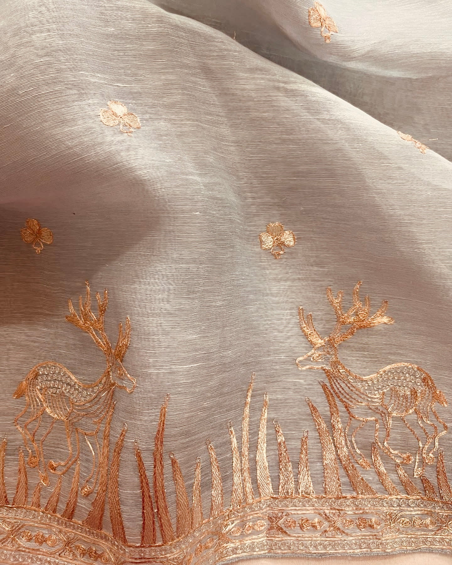 MAHARANI LUXURY CHANDERI SILK 70 GRAMS KURTA /PURE SILK ORGANZA DUPATTA  PITA EMBROIDERY SUIT MCCH0017 Ivory