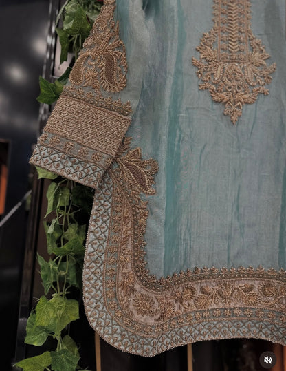 Atharva Heritage ✨ Diwali & Karva Chauth Exclusive – Handwoven Tissue Silk Zardozi Ensemble ✨