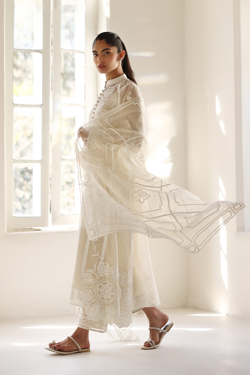 Sheer Luxury Ready to Wear Pakistani Suit SLP0026