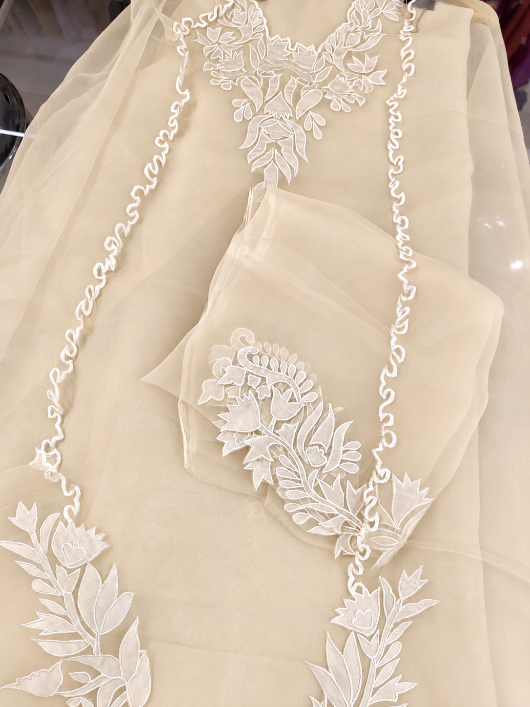 ATHARVA HERITAGE Sheer Luxury Ready to Wear Pakistani Appliqué Suit SLP0507