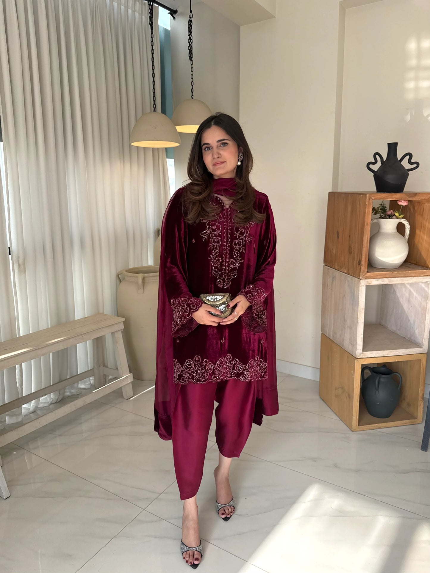 Atharva Heritage Pure Silk Velvet Farshi Co-Ord Set with Hand-Cut Dana Embroidery & Organza Dupatta
181331098