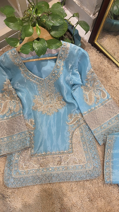 Atharva Heritage ✨Trousseau Collection – Handwoven Tissue Silk Zardozi Ensemble Front Embroidery ✨ PTSTHZ567