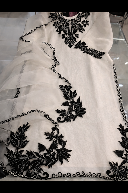 ATHARVA HERITAGE Sheer Luxury Ready to Wear Pakistani Appliqué Suit SLP0507