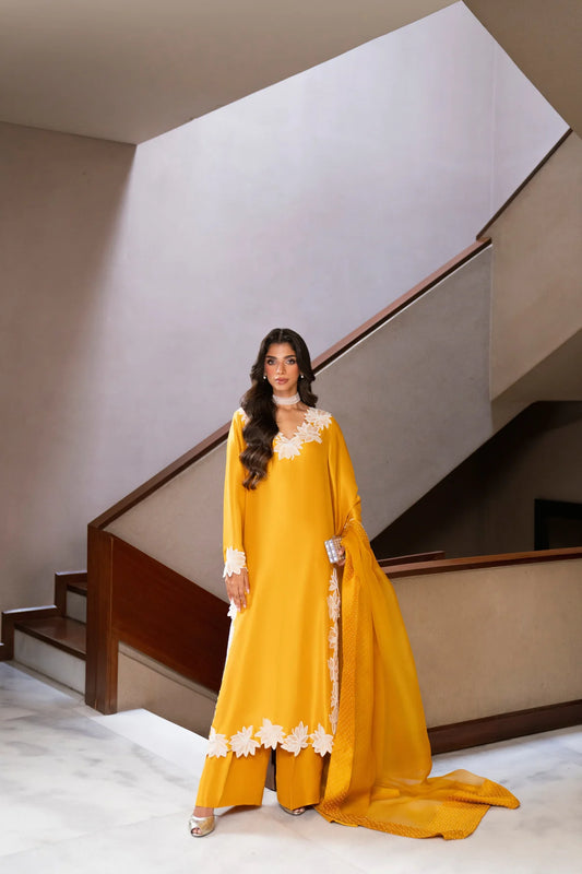 Atharva Heritage – Hand-Embroidered Pure Silk Pakistani Suit with Pearl & Katdana Detailing AHSS1561