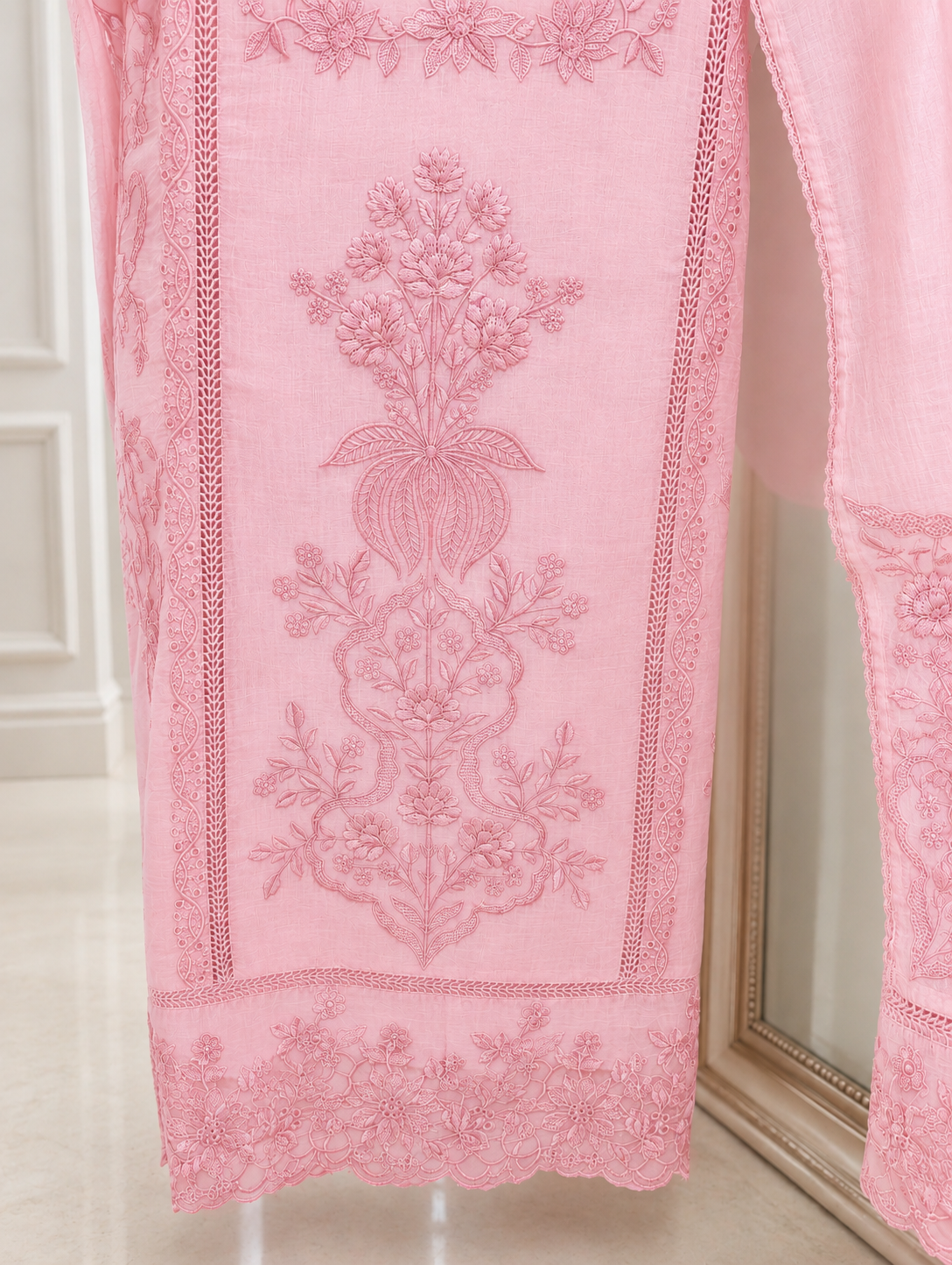 ATHARVA HERITAGE PURE MUL CHANDERI Thread Embroidery Pakistani SUIT AH1813091 Pink